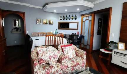 Apartamento com 3 dormitórios, vaga dupla, dependência