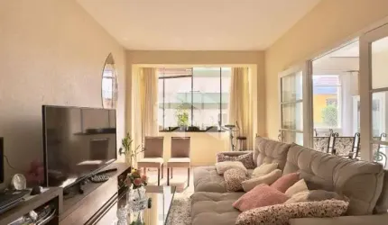 Apartamento de 02 dormitórios a venda no Centro Histórico