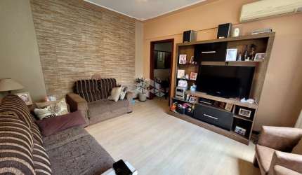 Baixou R$ 55 mil!! Apartamento de 03 dormitórios e Junto à Redenção.