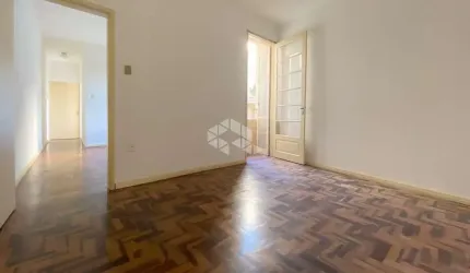 01 dormitório com box escriturado no Petrópolis!