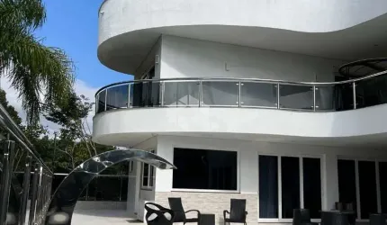 Casa de Alto Padrão em Jurerê Internacional