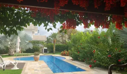 CASA  A VENDA JURERE INTERNACIONAL