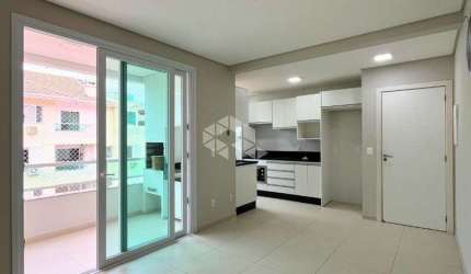 APARTAMENTO  A VENDA EM JURERÊ COM 2 SUÍTES PERTO DA PRAIA