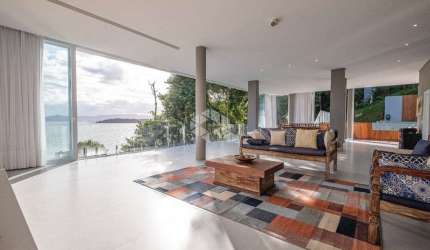 CASA À VENDA SEM SANTO ANTÔNIO