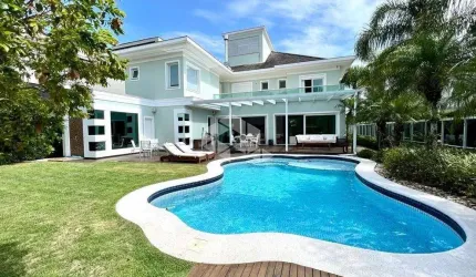 Casa à venda em Jurerê no Amoraeville