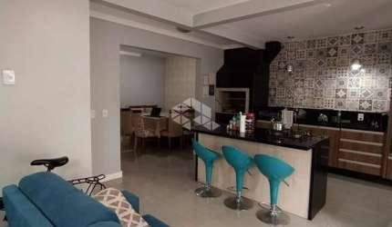 Casa de 3 dormitórios à venda no Ingleses