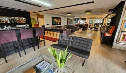 Apartamento Garden moibilado e decorado  à venda no Centro de Florianópolis