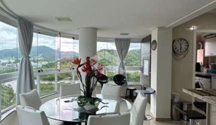 Apartamento à venda  3 suítes em Balneário Camboriú
