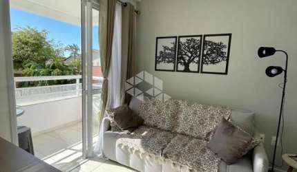 Apartamento à venda em Canasvieiras | 2 quartos (1 suíte) | Mobiliado