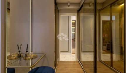 VENDE-SE APARTAMENTO EM TATUAPÉ