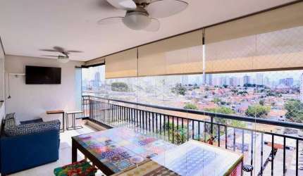 Apartamento á venda 3 Dormitórios, 126m², C/02 Vagas de garagem