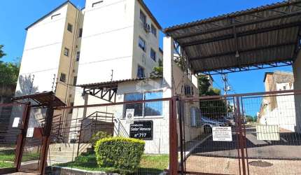 Apartamento Térreo de Dois Dormitórios Bairro Glória