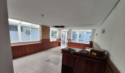 Chácara Santo Antônio, casa para venda próxima ao metrô com 03 dormitórios e garagem