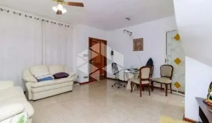 VENDA Sobrado de 150m² com 3 dormitórios e 2 vagas na Chácara Santo Antônio, próximo do metrô