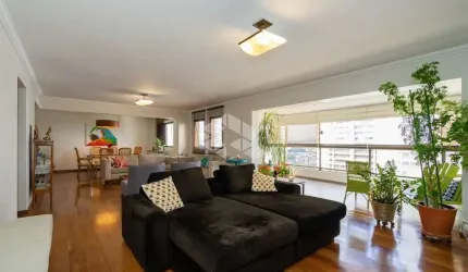 VENDA Apartamento com 195m² 3 dormitórios 3 suítes, 4 vagas - MORUMBI