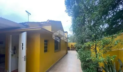 VENDA &amp; LOCAÇÃO Casa 3 dormitórios (1 suíte) 5 vagas no Jardim América  - dependência de empregada e amplo quintal