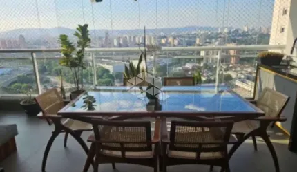 apartamento à venda 3 quartos, 3 suítes e 4 banheiros. Possui 2 vagas de garagem Com 117m²