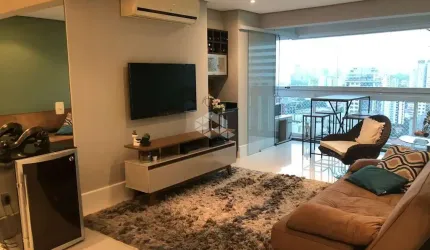 Apartamento a venda  no Brooklin com 96m²,  2 dormitórios sendo 1 suíte e 2 vagas de garagens