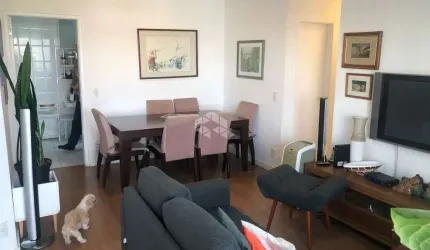 VENDA Apartamento 82m² 3 dormitórios (1 suíte) 2 vagas no CAMPO BELO, próximo ao metrô.