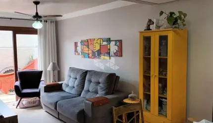 Casa em condomínio 3 dormitórios bairro Camaquã
