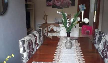 AMPLA CASA TIPO SOBRADO NO PARTENON