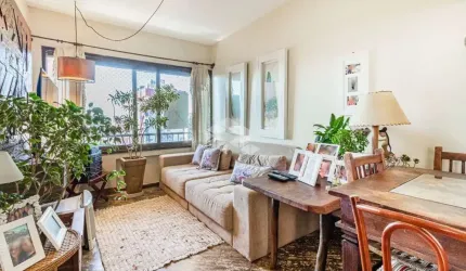 Cobertura 2 dormitórios com vista panorâmica no Menino Deus