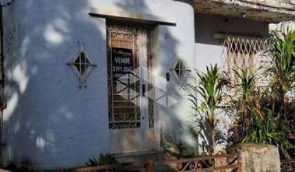 Casa com 4 quartos e 260m² à venda em Menino Deus