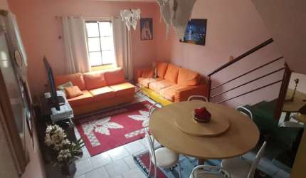 CASA COM 4 DORM/QUARTOS NO PARTENON - PORTO ALEGRE