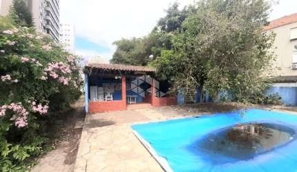 AMPLO TERRENO AO LADO  DO SHOPPING PRAIA DE BELAS