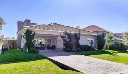 CASA COM 4 SUÍTES EM CONDOMÍNIO COM INFRA COMPLETA, CONDOMINIO VENTURA - XANGRI-LÁ