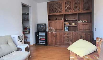 APARTAMENTO COM 1 DORMITÓRIO NO CENTRO HISTÓRICO PERTO DA PRAÇA DA MATRIZ