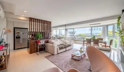 Apartamento Garden à venda com 3 dormitórios, 150m² e 2 vagas no bairro Cristal,