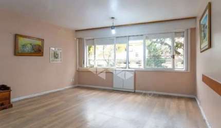 Apartamento de 3 dormitorios, 120m² Com Vaga em Predio com elevador