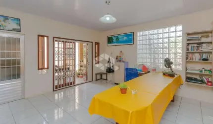 Casa a venda no bairro Azenha