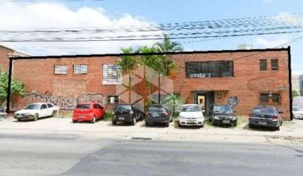 Prédio 1.045 m²  bom distribuidora, depósito, fácil acesso e deslocmento, estacionamento