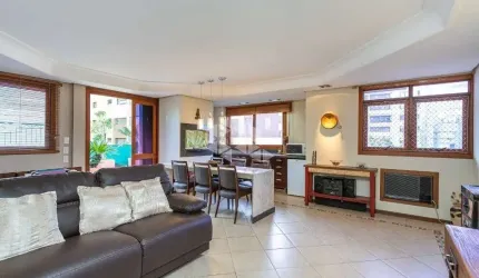 Cobertura duplex de 3 dormitórios e 2 vagas no bairro Rio Branco