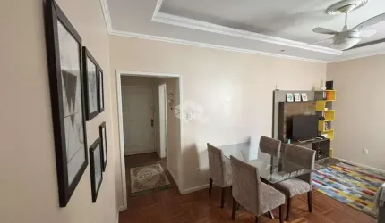 Apartamento 2 Dormitórios em Rua Arborizada no Barirro Rio Branco