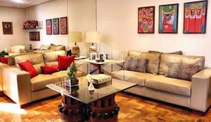 Cassa Térrea 3 dormitórios no Bairro Jardim Botânico