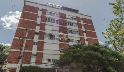 Excelente apartamento bem localizado.