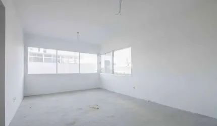 Apartamento com 2 dormitórios e 1 vaga no bairro Passo da Areia