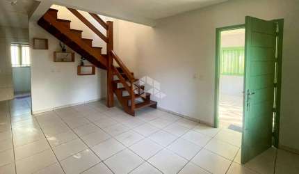 Casa com 2 quartos e 2 banheiros, uma oportunidade imperdível no Bairro Jardim Mauá!