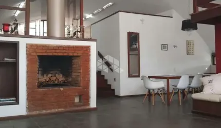 OPORTUNIDADE 1.500.000,00 **Casa à Venda na Granja Viana - Proximo ao colegio St Jhons International School**
