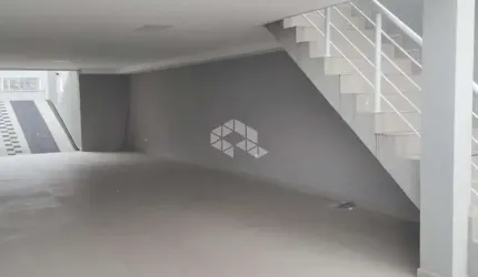 Excelente Casa/Comércio no Vila Osasco - 170 m², 3 Quartos, 6 Vagas!