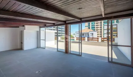 Cobertura com 3  quartos