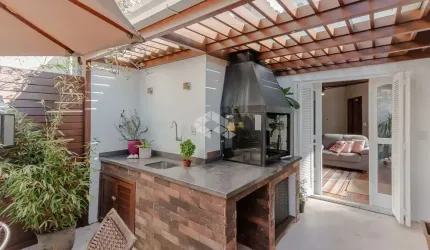 Maravilhosa cobertura duplex à venda no cobiçado bairro Auxiliadora