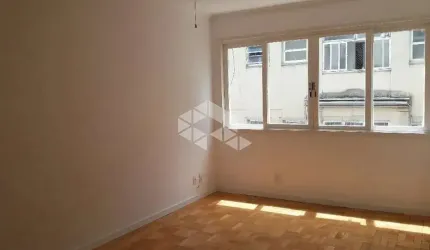 Apartamento com 2 quartos e 1 vaga no Petrópolis