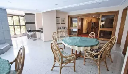 Apartamento de 04 suítes, sacada com piscina e 05 vagas de garagem no Moinhos de Vento