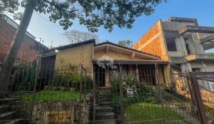 Casa à venda no bairro cavalhada em Porto Alegre