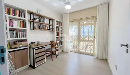 Apartamento de 2 quartos e 1 vaga no bairro Jardim Botânico