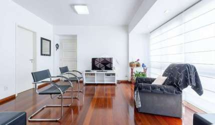 Cobertura com 3 quartos, 1 suíte e 2 vagas no bairro Petrópolis, Porto Alegre